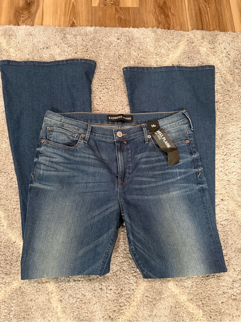 NWT - Express MIA Blue Mid-Rise Bell Flare Jeans - Women's